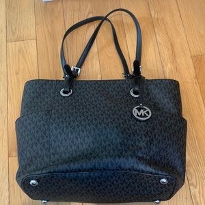 Michael Kors Purse - gently used!